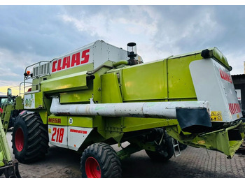 Cosechadora de granos Claas MEGA 218: foto 3