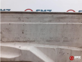 Capota para Camión Mercedes-Benz Occ motorkap + windgeleiders Mercedes: foto 3 Capota para Camión Mercedes-Benz Occ motorkap + windgeleiders Mercedes: foto 3