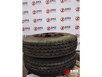 Neumático PIRELLI