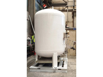 Tanque de almacenamiento Gas tank on pallet for oxygen, argon, nitrogen, carbon dioxide, CO2, LNG.: foto 2