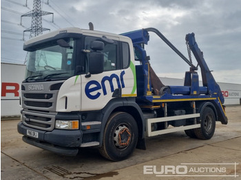 Camión portacontenedor de cadenas SCANIA P 250