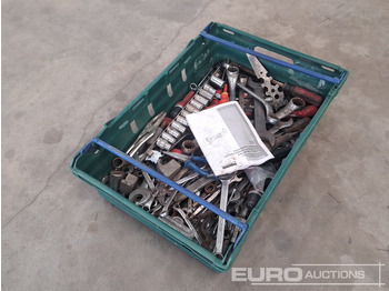 Equipo de taller Crate of Misc Tool, Spanner, Screwdrivers etc: foto 3