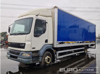 Camión caja cerrada DAF 55
