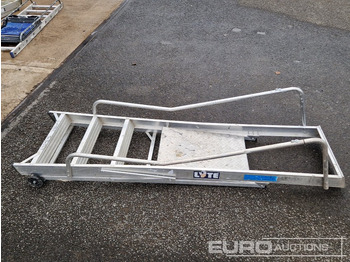Equipo de construcción Lyte 4 Tread Aluminium Podium Step Ladder: foto 2