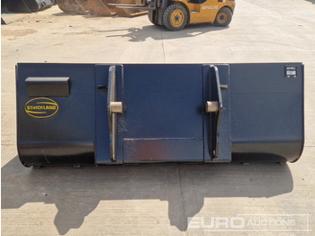 Maquinaria agrícola Unused Strickland 90" Loading Bucket to suit Manitou Telehandler: foto 4