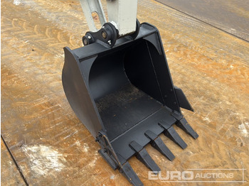 Miniexcavadora Takeuchi TB150C: foto 5