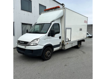 Camión caja cerrada Iveco Daily 70C: foto 1