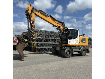 Excavadora de ruedas LIEBHERR A 918