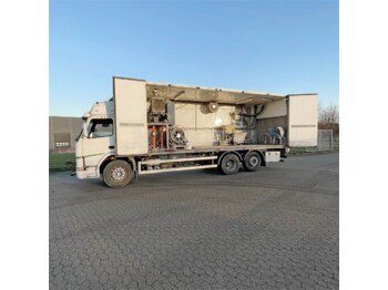 Camión caja cerrada Volvo FM12: foto 3