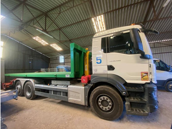 Camión multibasculante MAN TGS 26.440