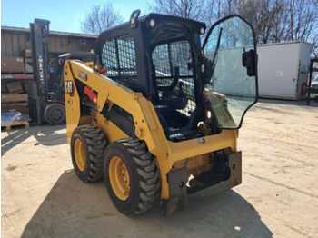 Minicargadora CATERPILLAR 226D