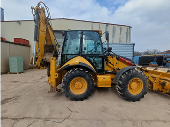Retroexcavadora CATERPILLAR