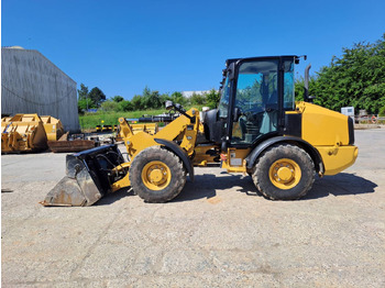 Cargadora de ruedas CATERPILLAR 906M