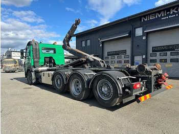 Camión multibasculante Volvo FM 420 8x2/4: foto 4