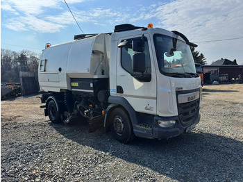 Barredora vial DAF LF 180