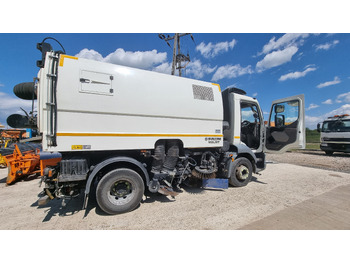 Barredora vial DAF LF220: foto 3
