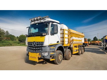 Máquina quitanieve MERCEDES-BENZ Arocs 3243