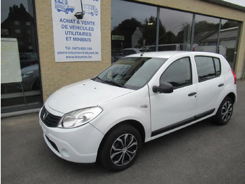 Coche DACIA