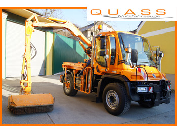 Vehículo municipal UNIMOG U400