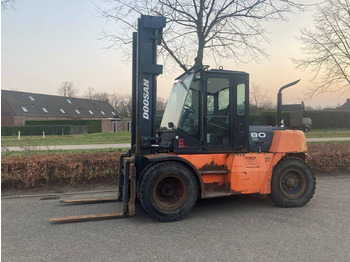 Carretilla elevadora diésel DOOSAN