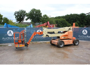 Plataforma articulada JLG