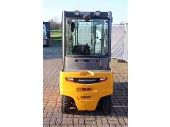 Carretilla elevadora eléctrica Jungheinrich EFG 316: foto 5