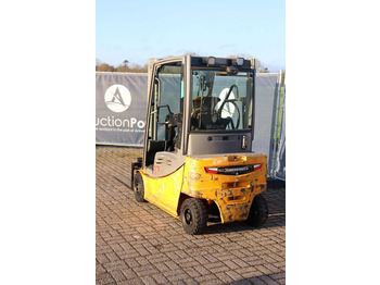 Carretilla elevadora eléctrica Jungheinrich EFG 316: foto 4