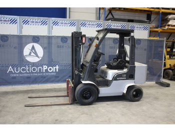 Carretilla elevadora diésel NISSAN