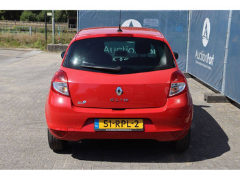Sedan Renault Clio: foto 5