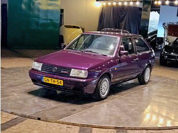 Sedan VOLKSWAGEN