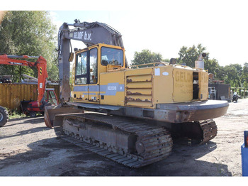 Excavadora de cadenas Volvo EC230B: foto 4