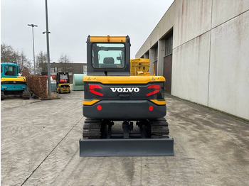 Excavadora de cadenas Volvo EC55D: foto 5