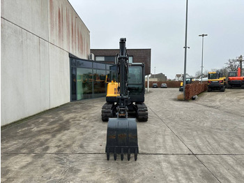 Excavadora de cadenas Volvo EC55D: foto 2