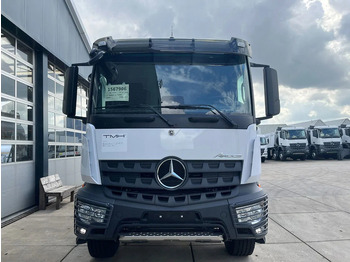 Camión cisterna nuevo Mercedes-Benz Arocs 3340 6x4 Water Tank Truck: foto 5