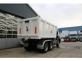 Leasing de Mercedes-Benz Axor 3344 K 6x4 Tipper Truck Mercedes-Benz Axor 3344 K 6x4 Tipper Truck: foto 4 Leasing de Mercedes-Benz Axor 3344 K 6x4 Tipper Truck Mercedes-Benz Axor 3344 K 6x4 Tipper Truck: foto 4