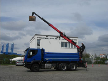 Camión grúa IVECO