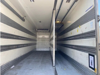 Camión frigorífico Volvo FM 330 2 temp koelvriesbak , 760 lang, 2 comp, carrier koeler, D"hollandia klep: foto 4 Camión frigorífico Volvo FM 330 2 temp koelvriesbak , 760 lang, 2 comp, carrier koeler, D"hollandia klep: foto 4