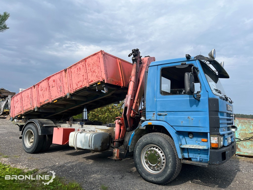 1984 SCANIA G82ML 54PA Tipper + HMF crane - Camión volquete, Camión grúa: foto 3 1984 SCANIA G82ML 54PA Tipper + HMF crane - Camión volquete, Camión grúa: foto 3
