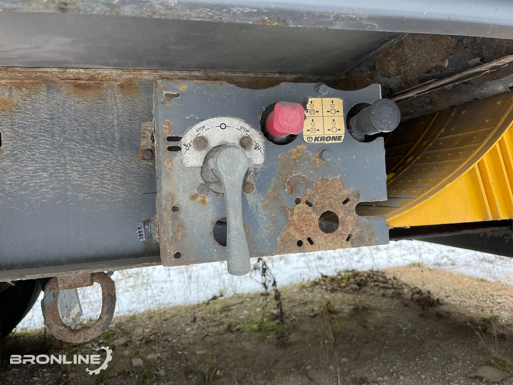 Semirremolque lona 2006 KRONE SDP 27ELB2-CS curtain side semi-trailer: foto 11 Semirremolque lona 2006 KRONE SDP 27ELB2-CS curtain side semi-trailer: foto 11