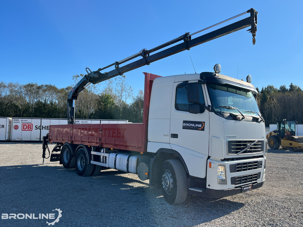 2006 Volvo FH 440 6x2 Flatbed + Crane - Camión caja abierta, Camión grúa: foto 2 2006 Volvo FH 440 6x2 Flatbed + Crane - Camión caja abierta, Camión grúa: foto 2