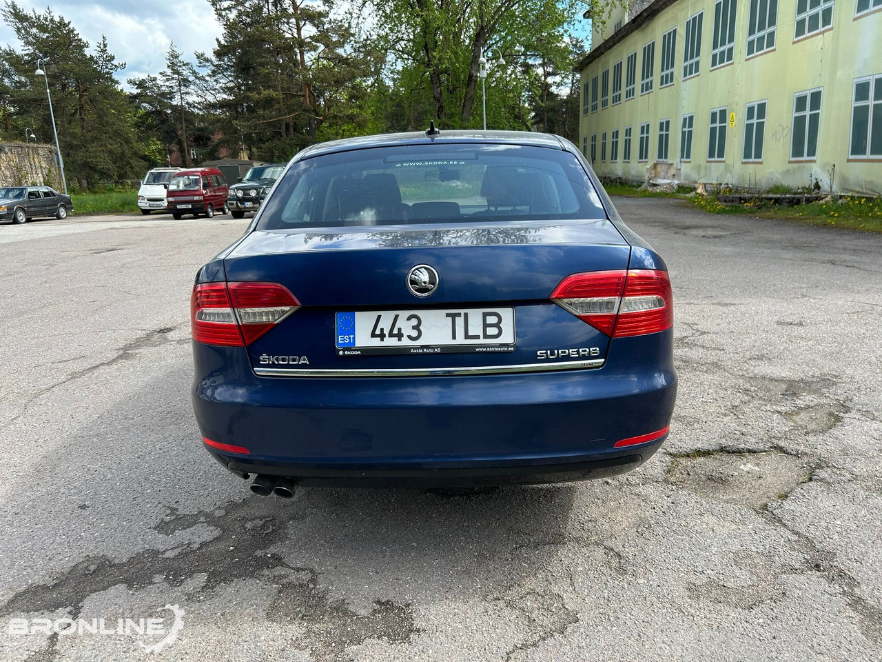 2014 Skoda Superb 1.8 118kW 4x4 - Coche: foto 5 2014 Skoda Superb 1.8 118kW 4x4 - Coche: foto 5