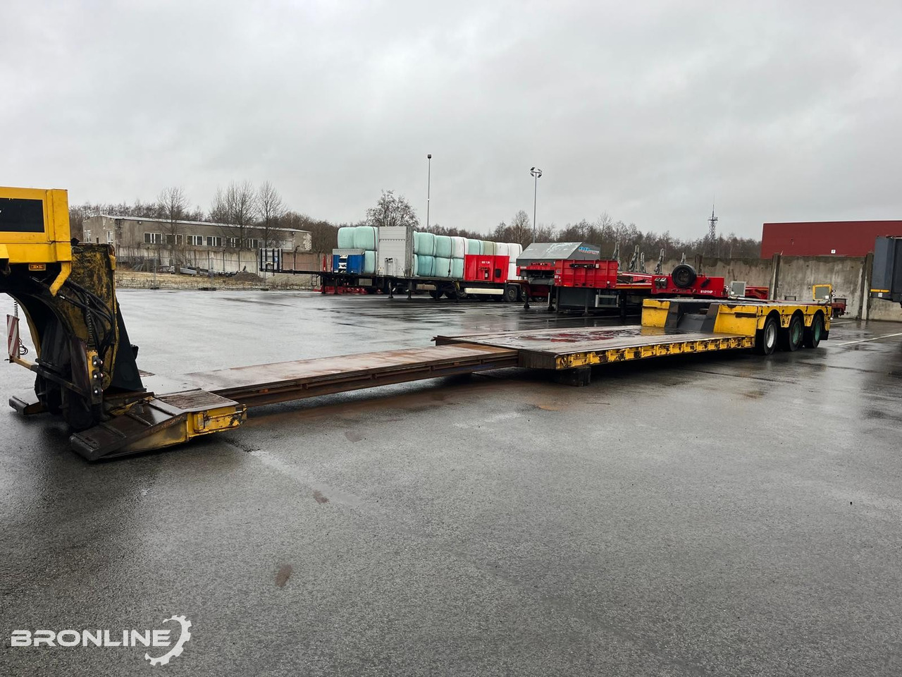 Faymonville STBZ-3VA Low-Bed 3-axle Trailer - Semirremolque góndola rebajadas: foto 2 Faymonville STBZ-3VA Low-Bed 3-axle Trailer - Semirremolque góndola rebajadas: foto 2