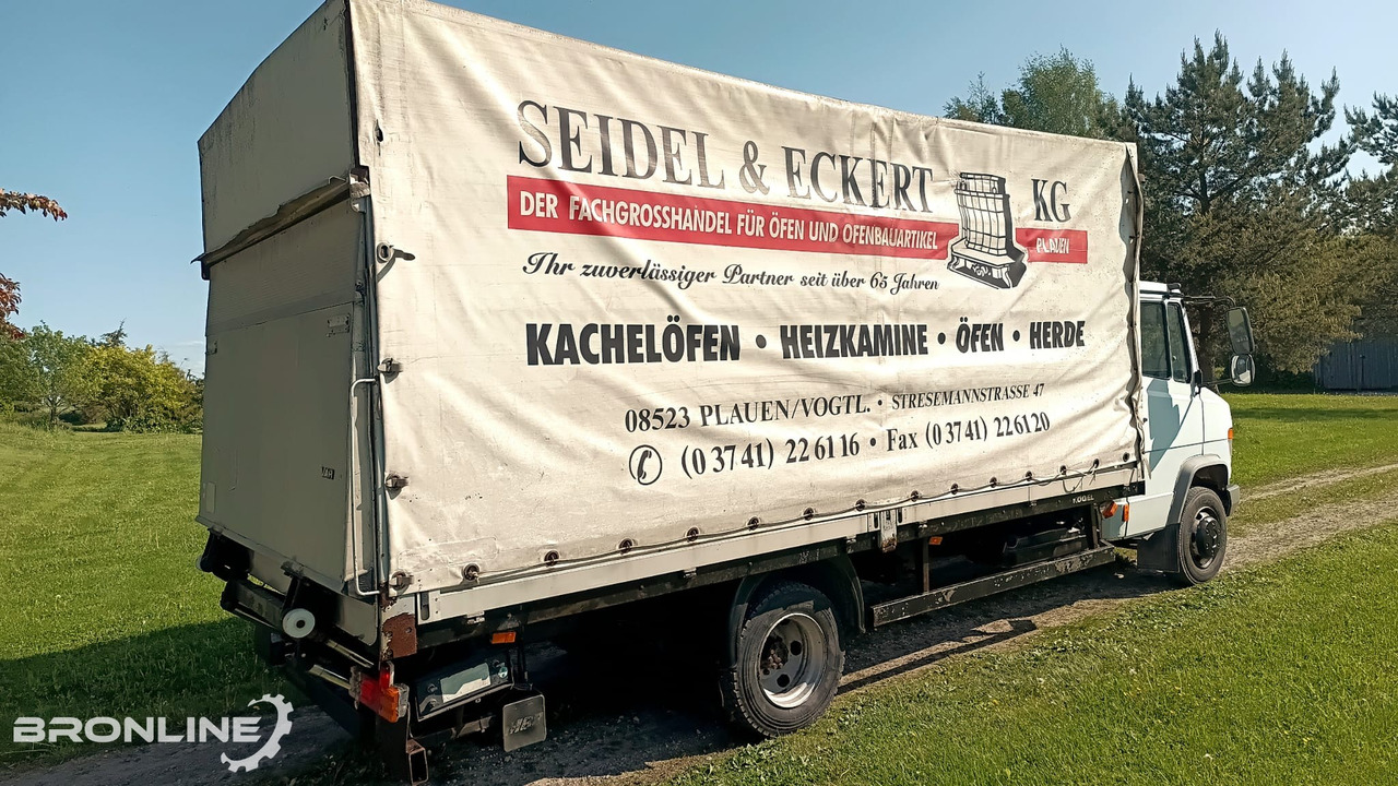 Mercedes-Benz Vario 812 4x2 tent box + lift N2 - Camión lona: foto 5 Mercedes-Benz Vario 812 4x2 tent box + lift N2 - Camión lona: foto 5