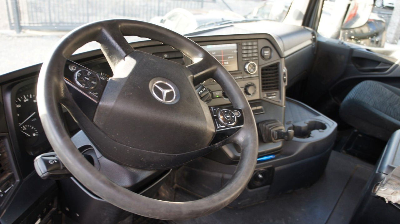 Camión volquete Mercedes-Benz Arocs 2653 Dreiseitenkipper  Meiller Bordmatik: foto 7