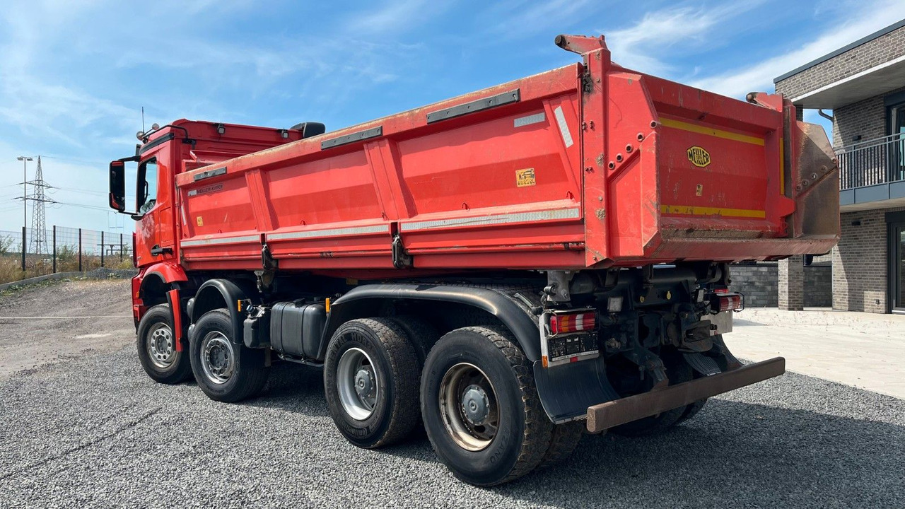 Mercedes-Benz Arocs 3245 Bordmatik Meiller Retarder - Camión volquete: foto 5 Mercedes-Benz Arocs 3245 Bordmatik Meiller Retarder - Camión volquete: foto 5