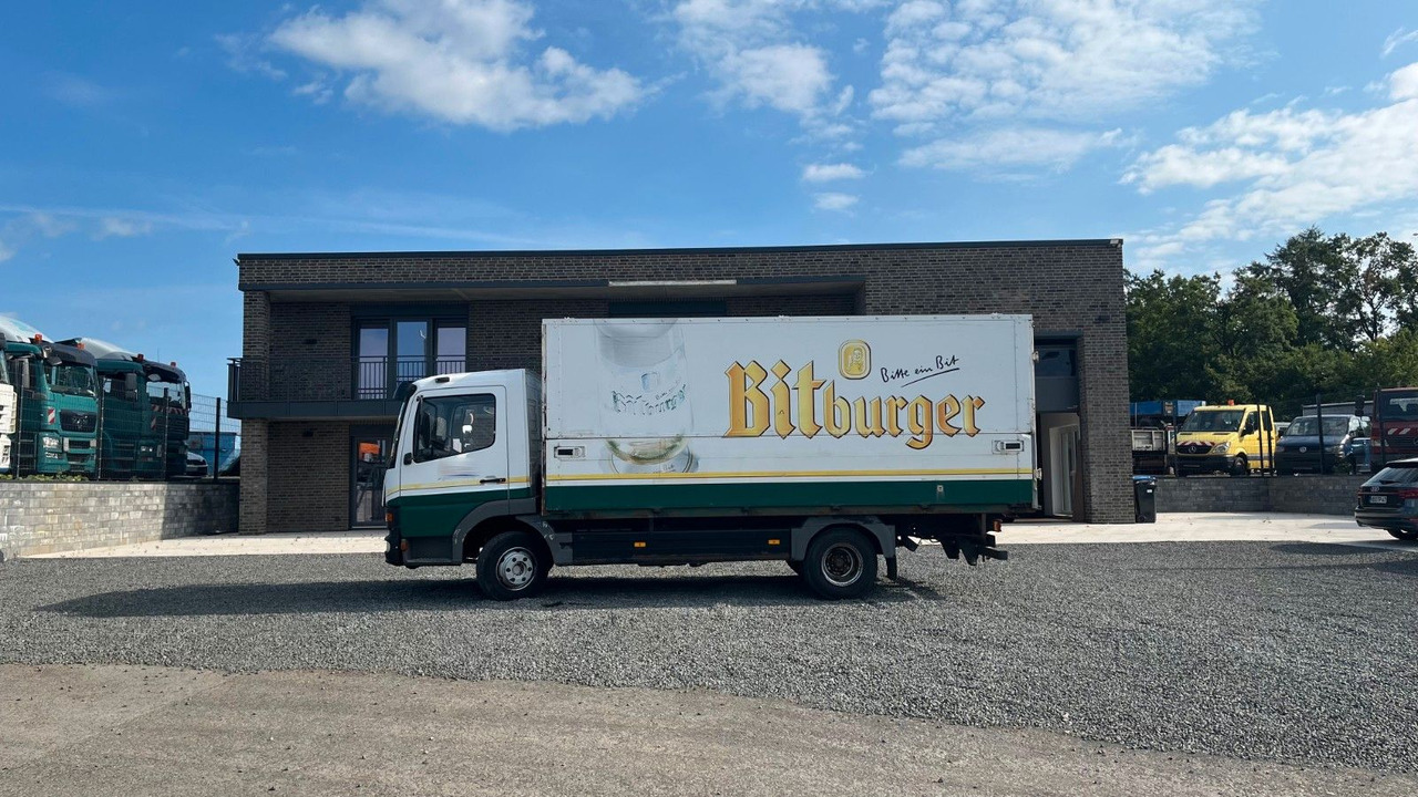 Mercedes-Benz Atego 818 Getränke Getränkeaufbau - Camión transporte de bebidas: foto 1 Mercedes-Benz Atego 818 Getränke Getränkeaufbau - Camión transporte de bebidas: foto 1