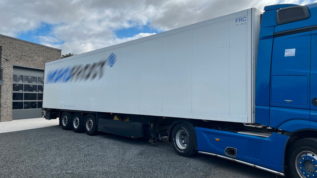 Schmitz Cargobull SKO 24 Kühlkoffer SAF Carrier Faltwand - Semirremolque frigorífico: foto 5 Schmitz Cargobull SKO 24 Kühlkoffer SAF Carrier Faltwand - Semirremolque frigorífico: foto 5