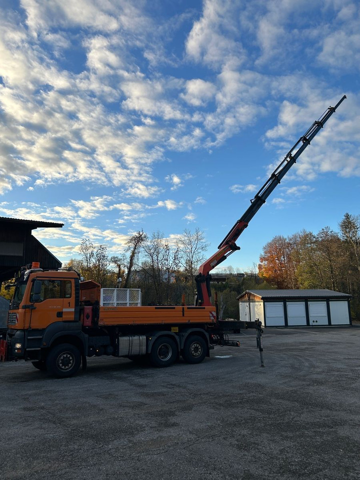 MAN TGA 28.400 6x-4BL Palfinger 23002 - Camión volquete, Camión grúa: foto 1 MAN TGA 28.400 6x-4BL Palfinger 23002 - Camión volquete, Camión grúa: foto 1