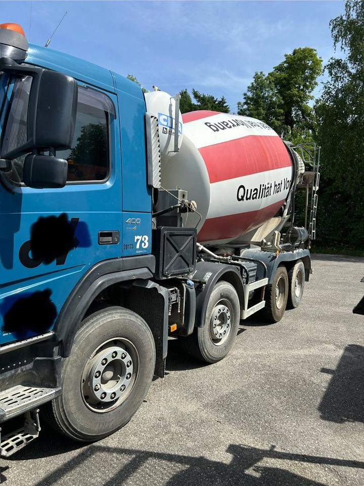 Volvo FM 8x4 R Schalter mit 13 Tonnen Achsen - Camión hormigonera: foto 4 Volvo FM 8x4 R Schalter mit 13 Tonnen Achsen - Camión hormigonera: foto 4