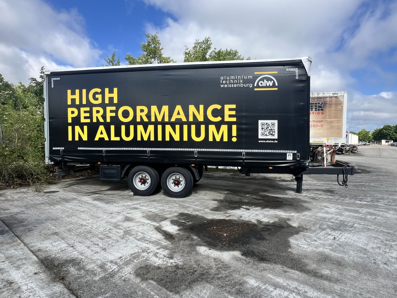 Fliegl TPS135 13,5 t Tandemplanenanhänger, neuwertig - Remolque con toldo: foto 1 Fliegl TPS135 13,5 t Tandemplanenanhänger, neuwertig - Remolque con toldo: foto 1